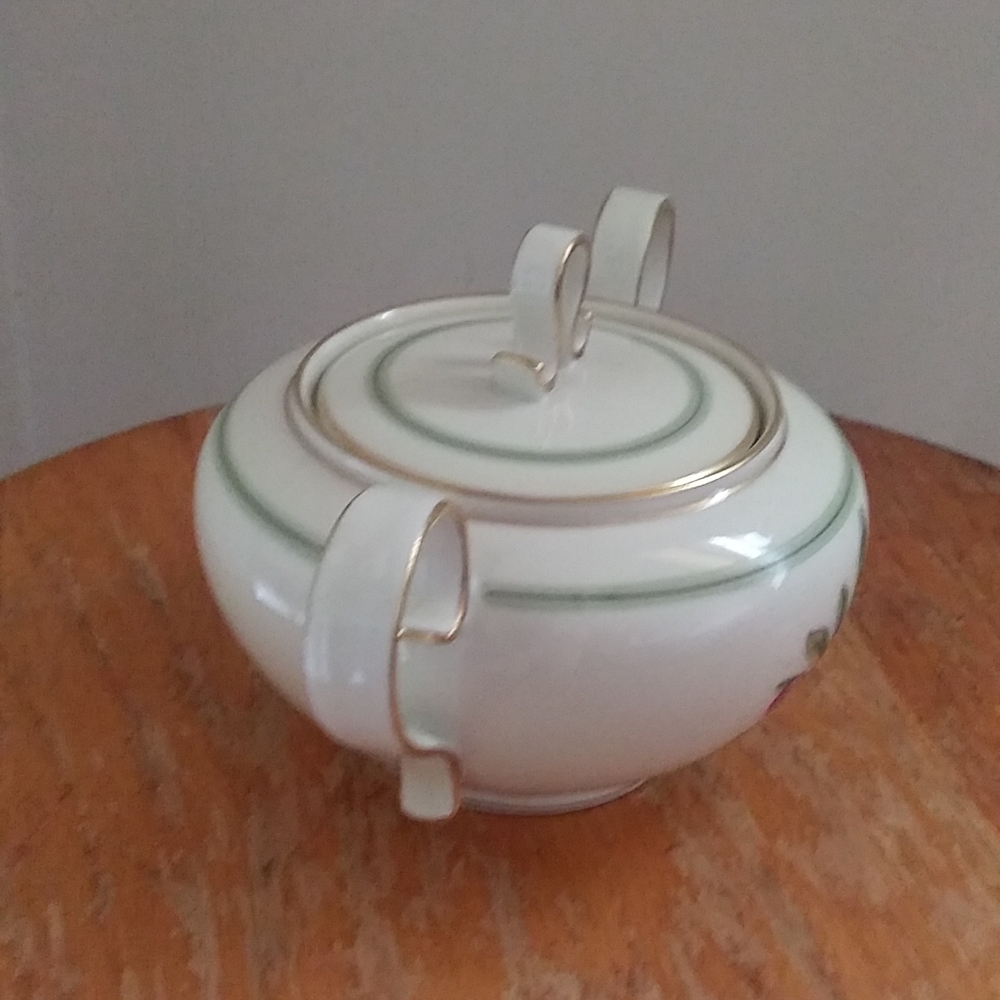 Porcelain - Picture 6 of 6